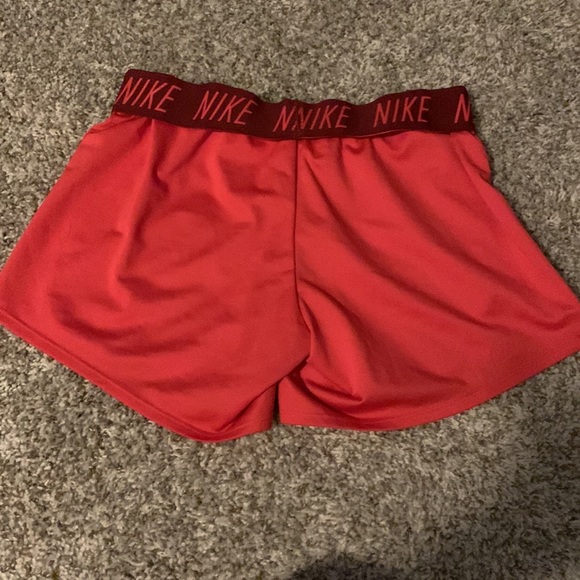 Womens Nike shorts Small - Picture 2 of 2